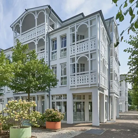 Stylische Fuer Zwei Mit Balkon Im Seepark Apartment